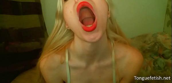  Vanessa has a big, sexy mouth and long tongue